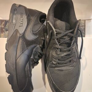 Nike Air Max Men's Dark Sneakers